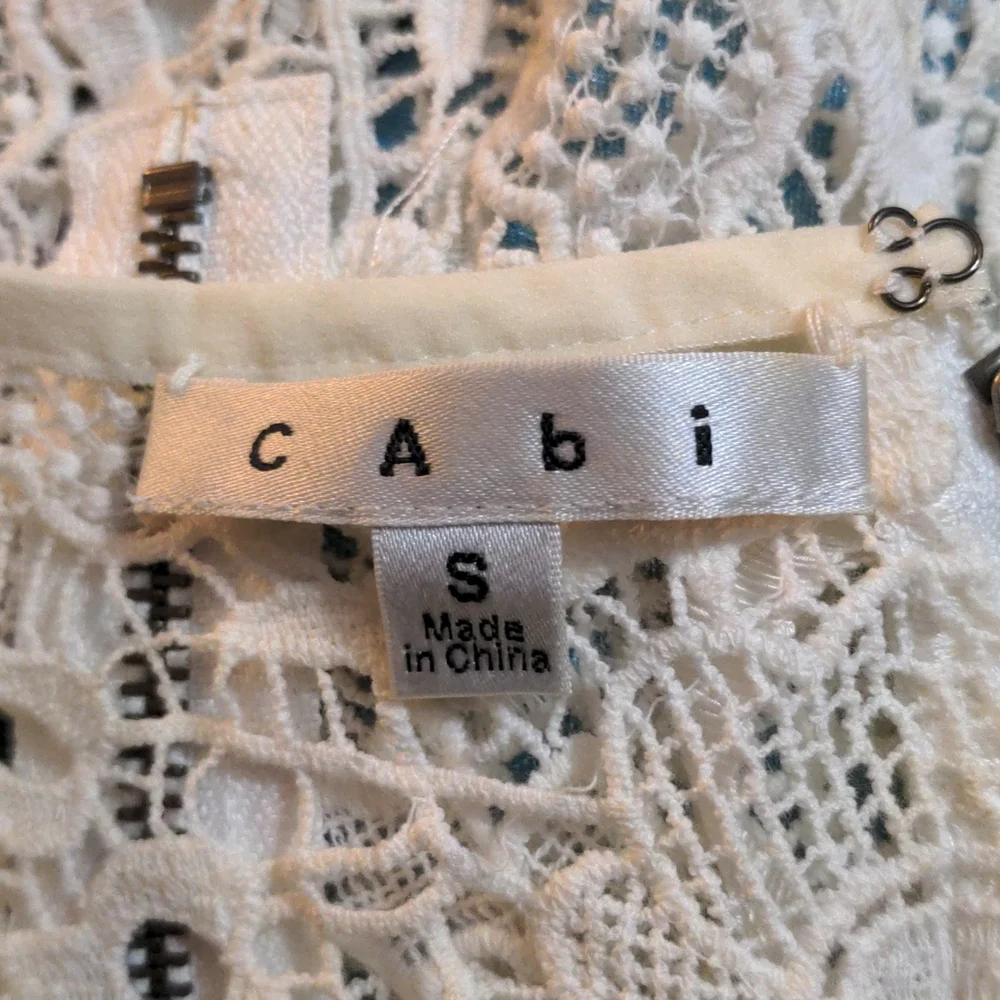 Cabi cotton embroidery peplum - Picture 4 of 6